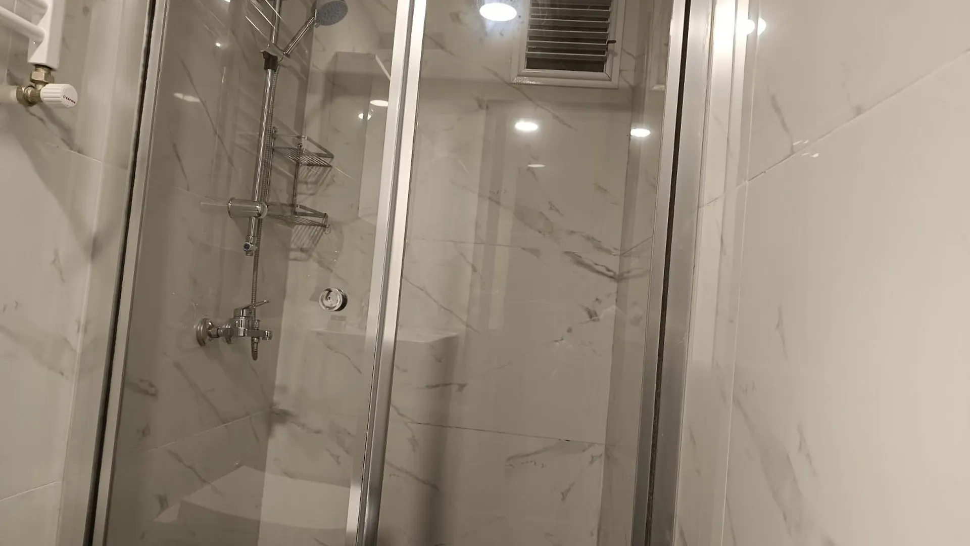 Nomad Hub Istanbul Residence 3*,